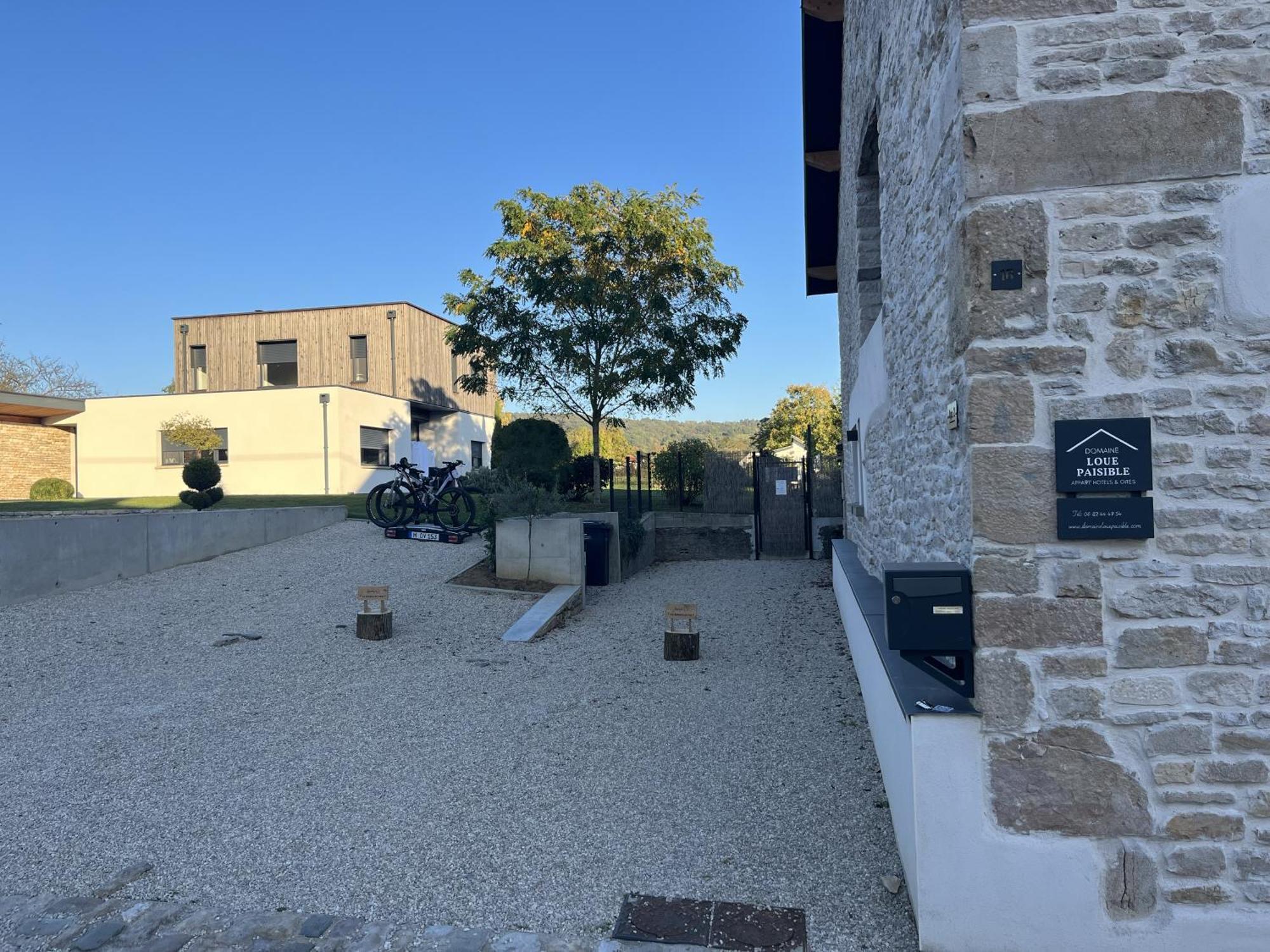 Sejour Detente - Appart'Hotel N 1 Avec Jaccuzi, Piscine Et Petit-Dejeuner Chouzelot Exteriör bild