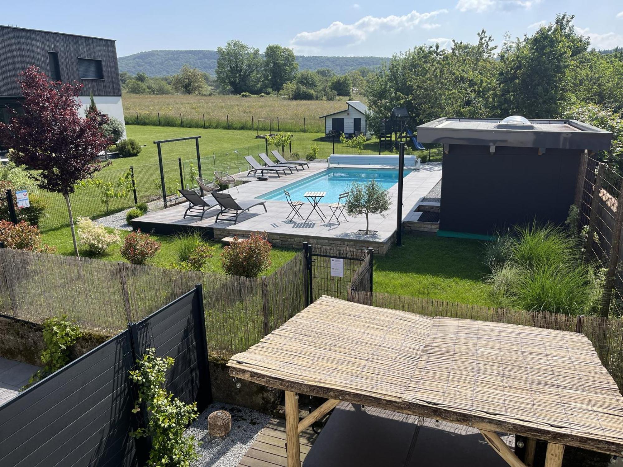 Sejour Detente - Appart'Hotel N 1 Avec Jaccuzi, Piscine Et Petit-Dejeuner Chouzelot Exteriör bild