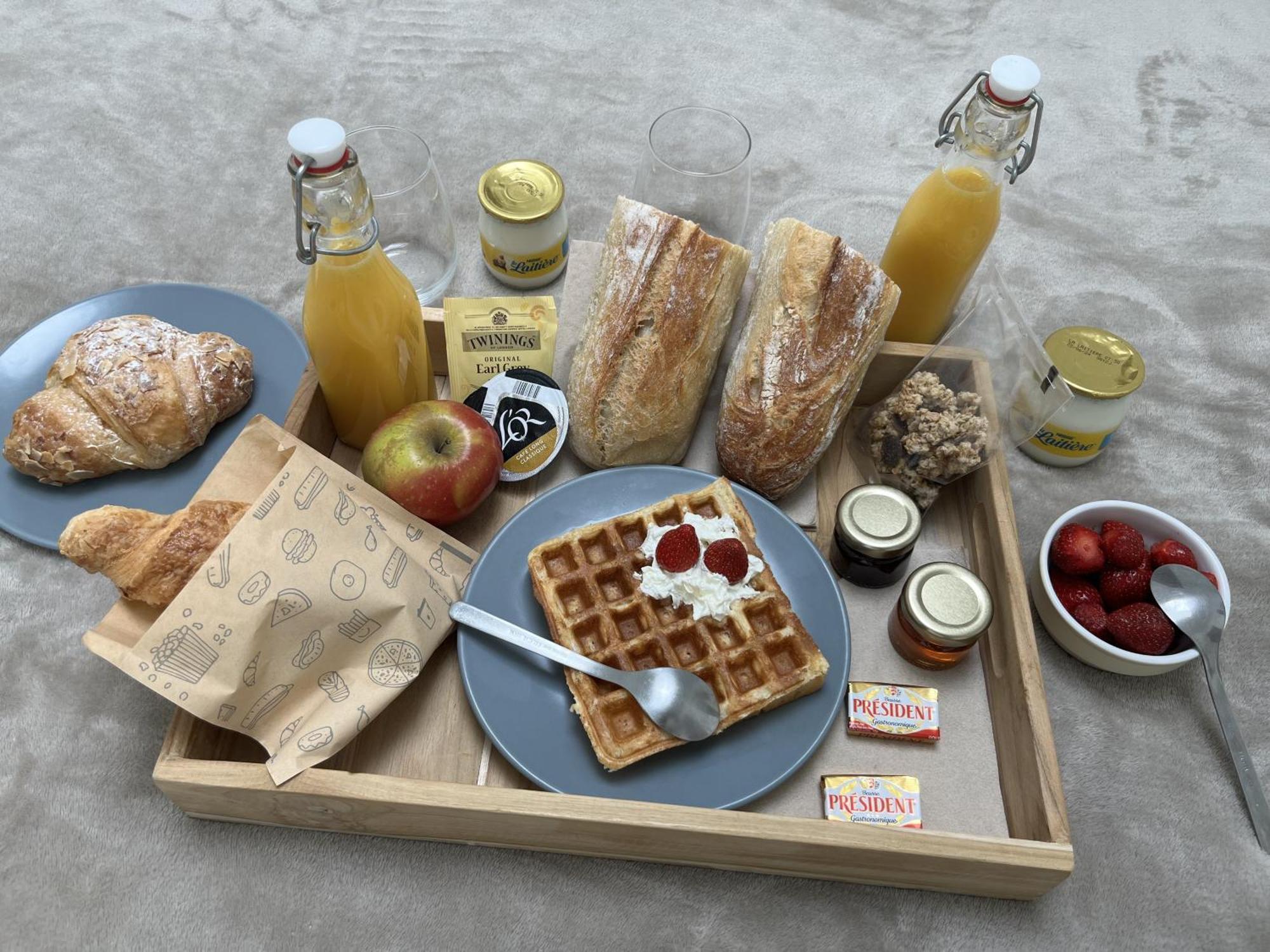 Sejour Detente - Appart'Hotel N 1 Avec Jaccuzi, Piscine Et Petit-Dejeuner Chouzelot Exteriör bild